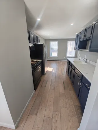 $2,600 | 40-42 Rainville Avenue, Unit RIGHT SIDE, Fitchburg, MA 01420