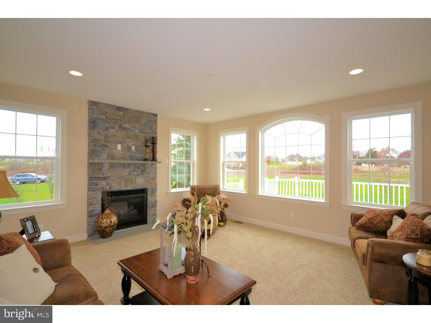 342 Landis Road Harleysville, PA 19438 - Photo 9 of 21 Family Room