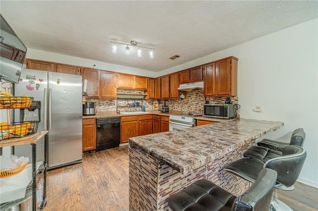 3809 Valley Brook Road Snellville, GA 30039 - Photo 10 of 29