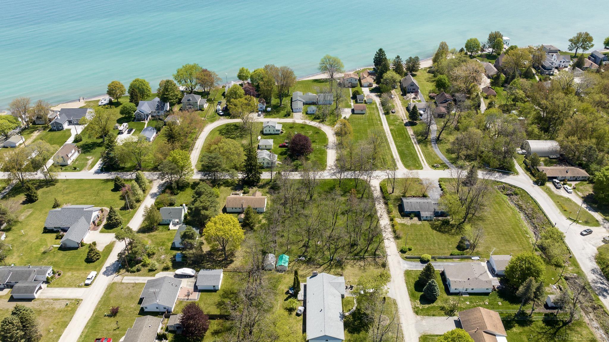 Lakeview Road Lexington, MI 48450 - Photo 3 of 7 Gallery Image 3