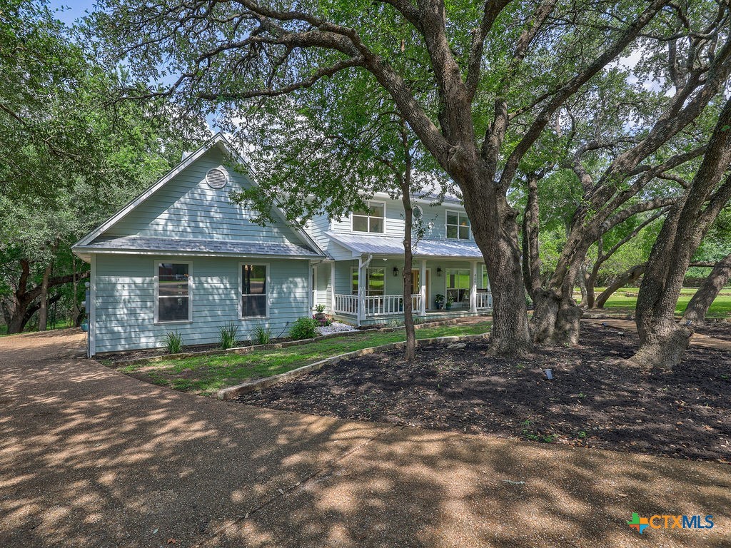 400 Royal View Road Salado, TX 76571 - Photo 2 of 47