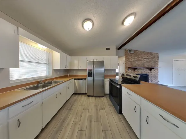 $1,829 | Undisclosed Address, Lakeland, FL 33809