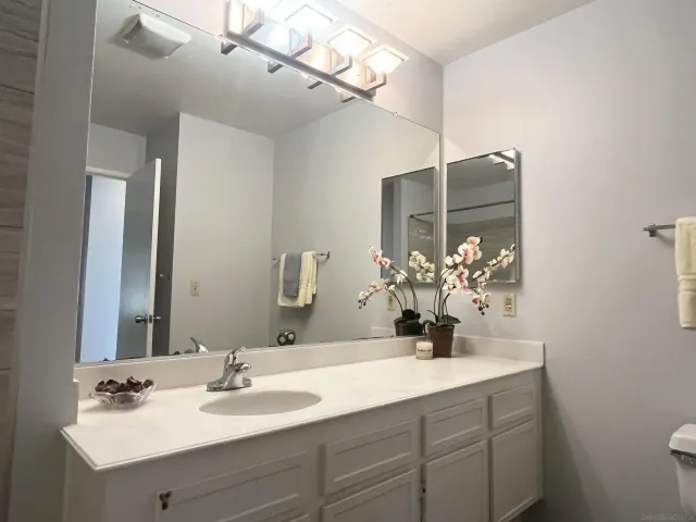 $549,900 | 8365 Westmore Road, Unit 20, San Diego, CA 92126