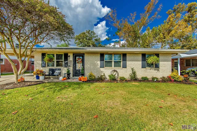 $215,000 | 307 Harding Drive, Houma, LA 70364