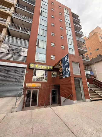 $750,000 | 140-37 Cherry Avenue, Unit 8A | Flushing