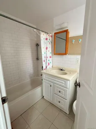 $750,000 | 140-37 Cherry Avenue, Unit 8A | Flushing