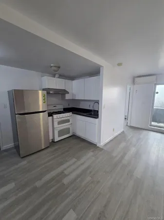 $750,000 | 140-37 Cherry Avenue, Unit 8A | Flushing