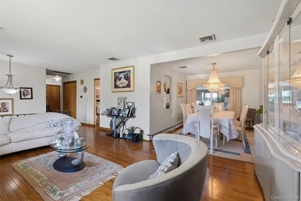 $899,000 | 4 Faist Drive, Spring Valley, NY 10977