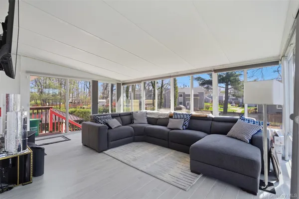 $899,000 | 4 Faist Drive, Spring Valley, NY 10977