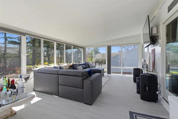 $899,000 | 4 Faist Drive, Spring Valley, NY 10977