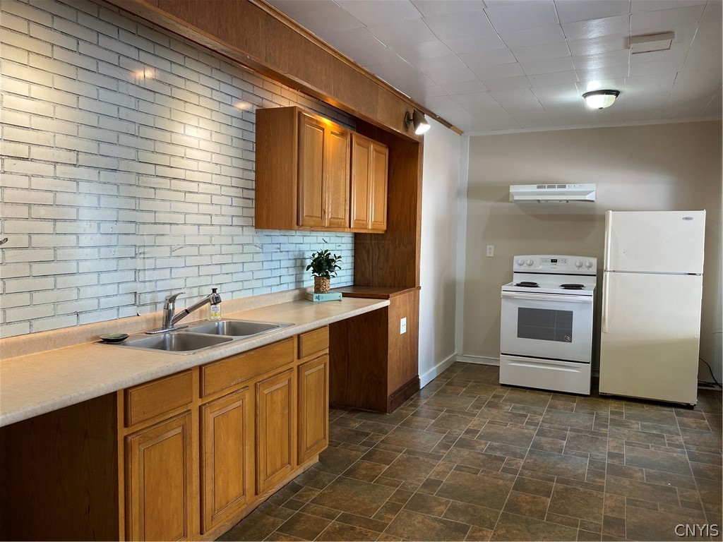 914 State Street Watertown, NY 13601 - Photo 23 of 23 Rear Unit