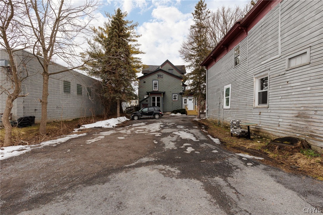 914 State Street Watertown, NY 13601 - Photo 4 of 23