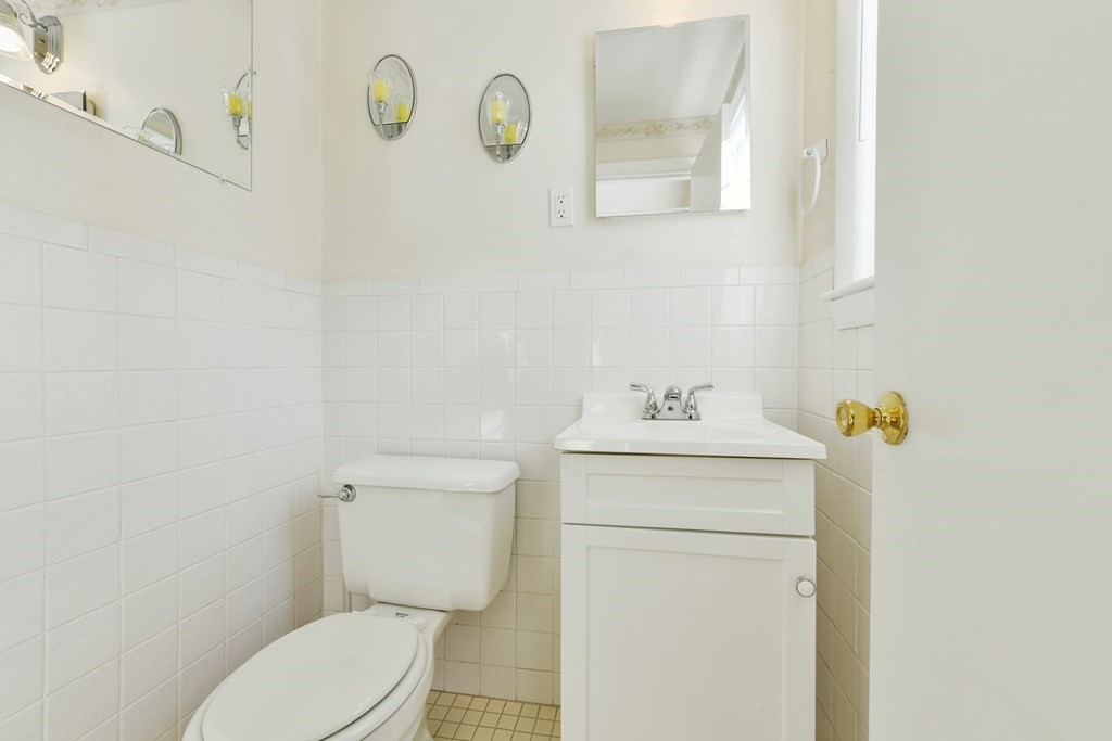 97 Durham Road, Unit 97 Dedham, MA 02026 - Photo 14 of 23 Gallery Image 14