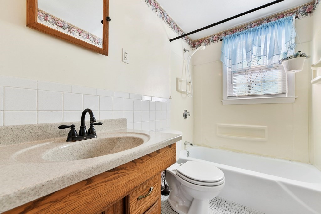 97 Durham Road, Unit 97 Dedham, MA 02026 - Photo 19 of 23 Gallery Image 19