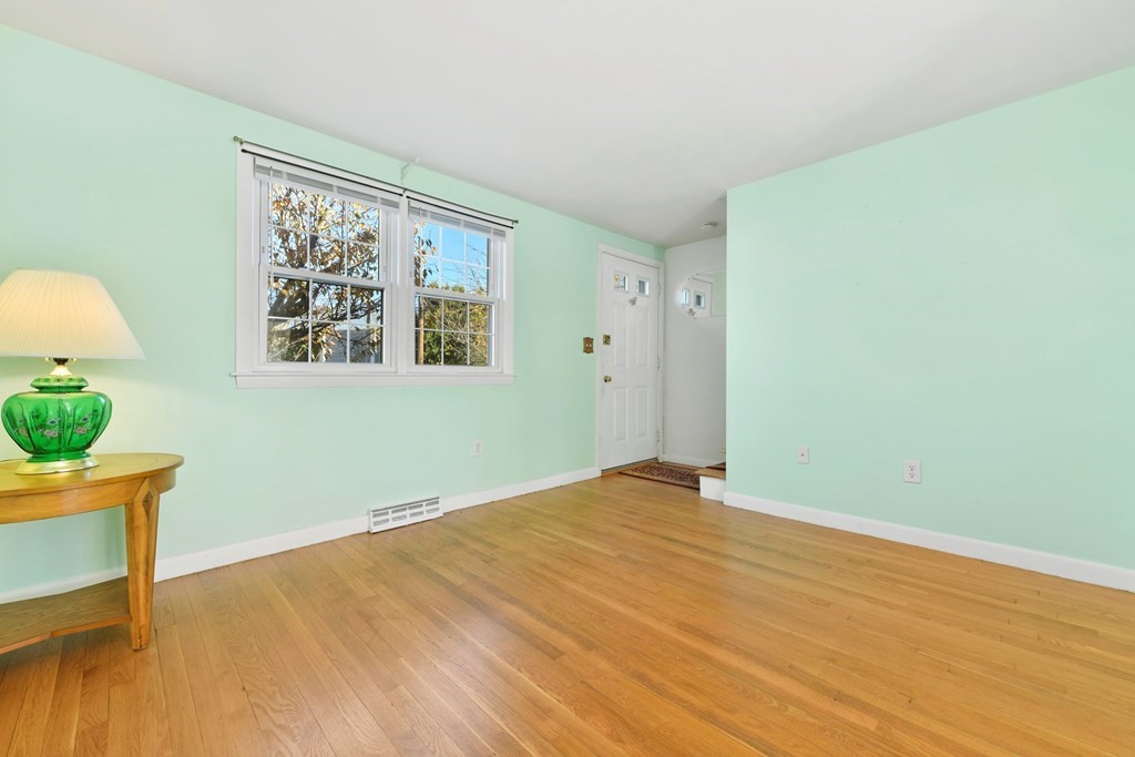 97 Durham Road, Unit 97 Dedham, MA 02026 - Photo 4 of 23 Gallery Image 4
