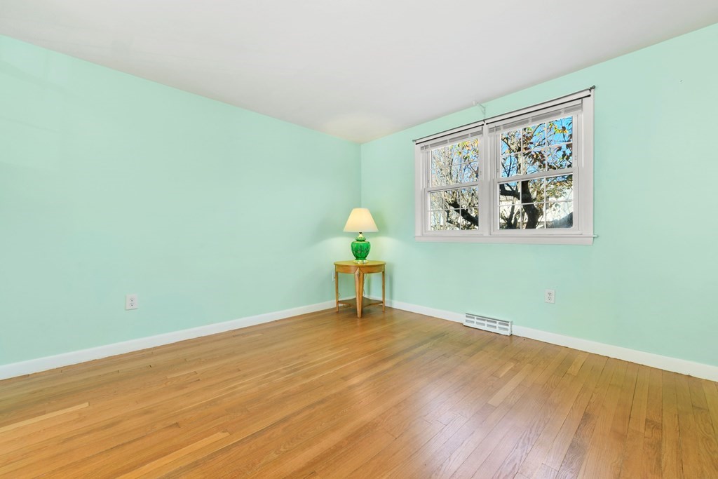 97 Durham Road, Unit 97 Dedham, MA 02026 - Photo 5 of 23 Gallery Image 5