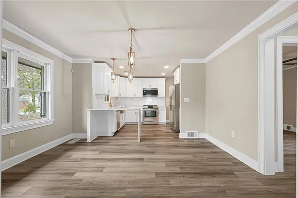 $2,300 | 1984 Rosewood Road, Decatur, GA 30032