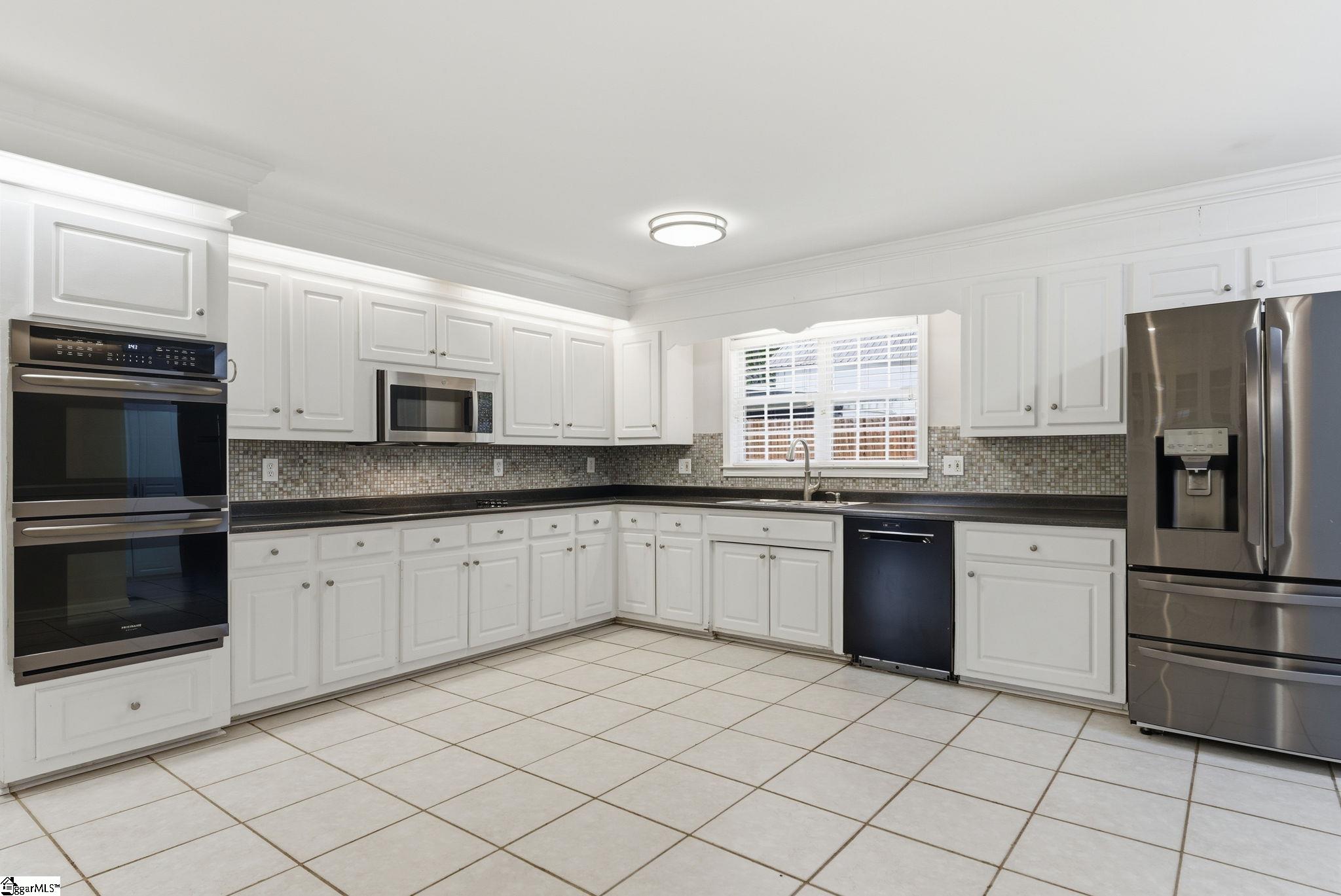 420 Holland Road Simpsonville, SC 29681 - Photo 15 of 46 Gallery Image 15