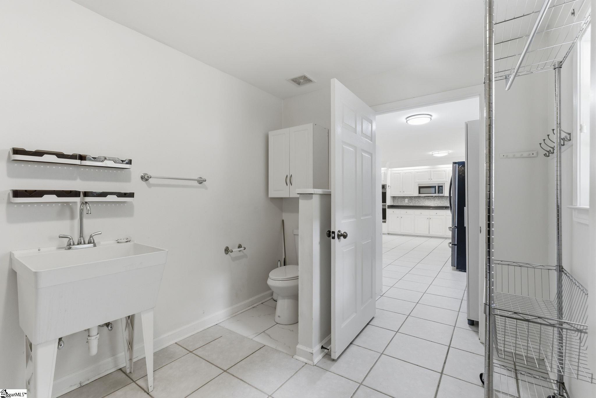 420 Holland Road Simpsonville, SC 29681 - Photo 18 of 46 Gallery Image 18