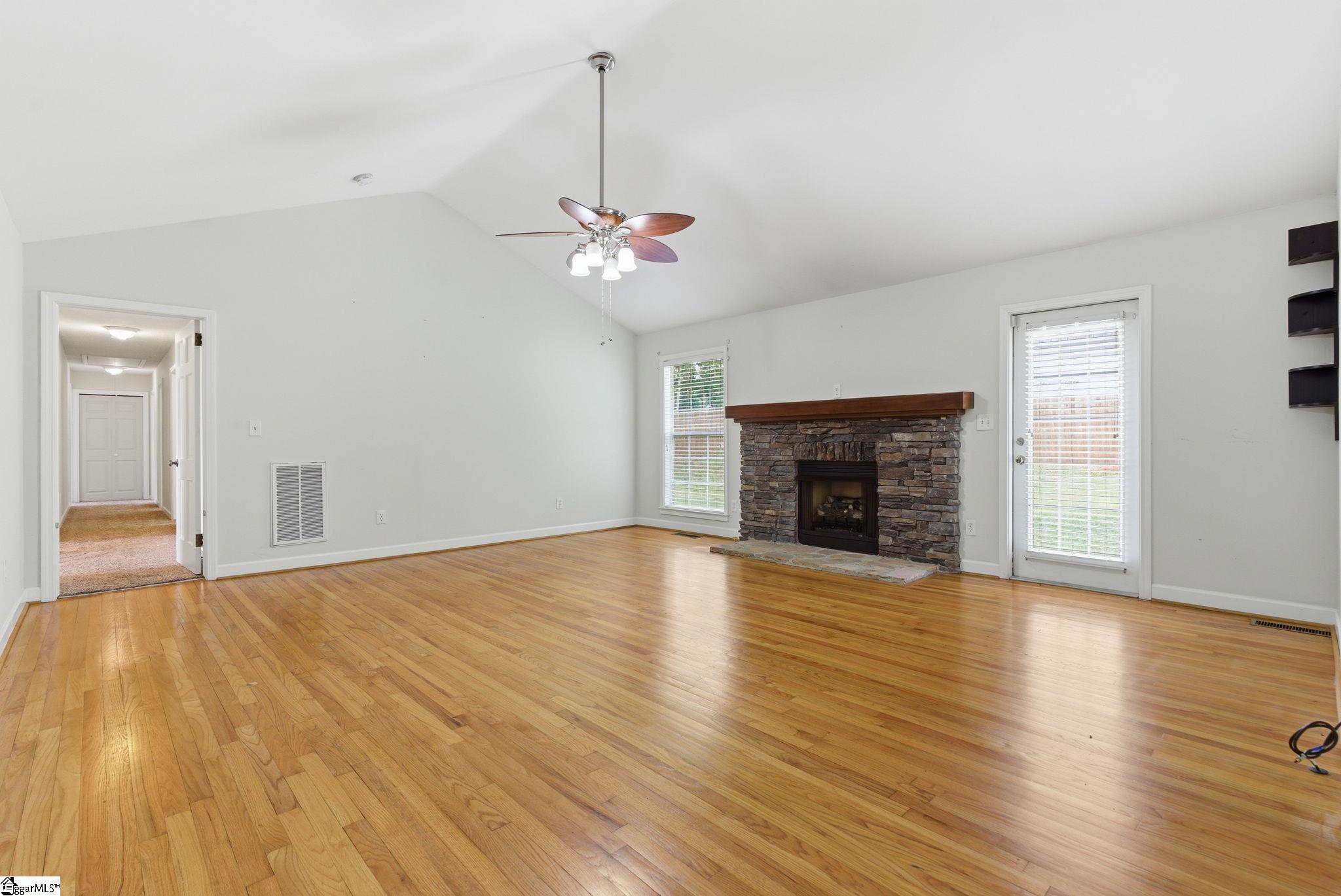 420 Holland Road Simpsonville, SC 29681 - Photo 19 of 46 Gallery Image 19