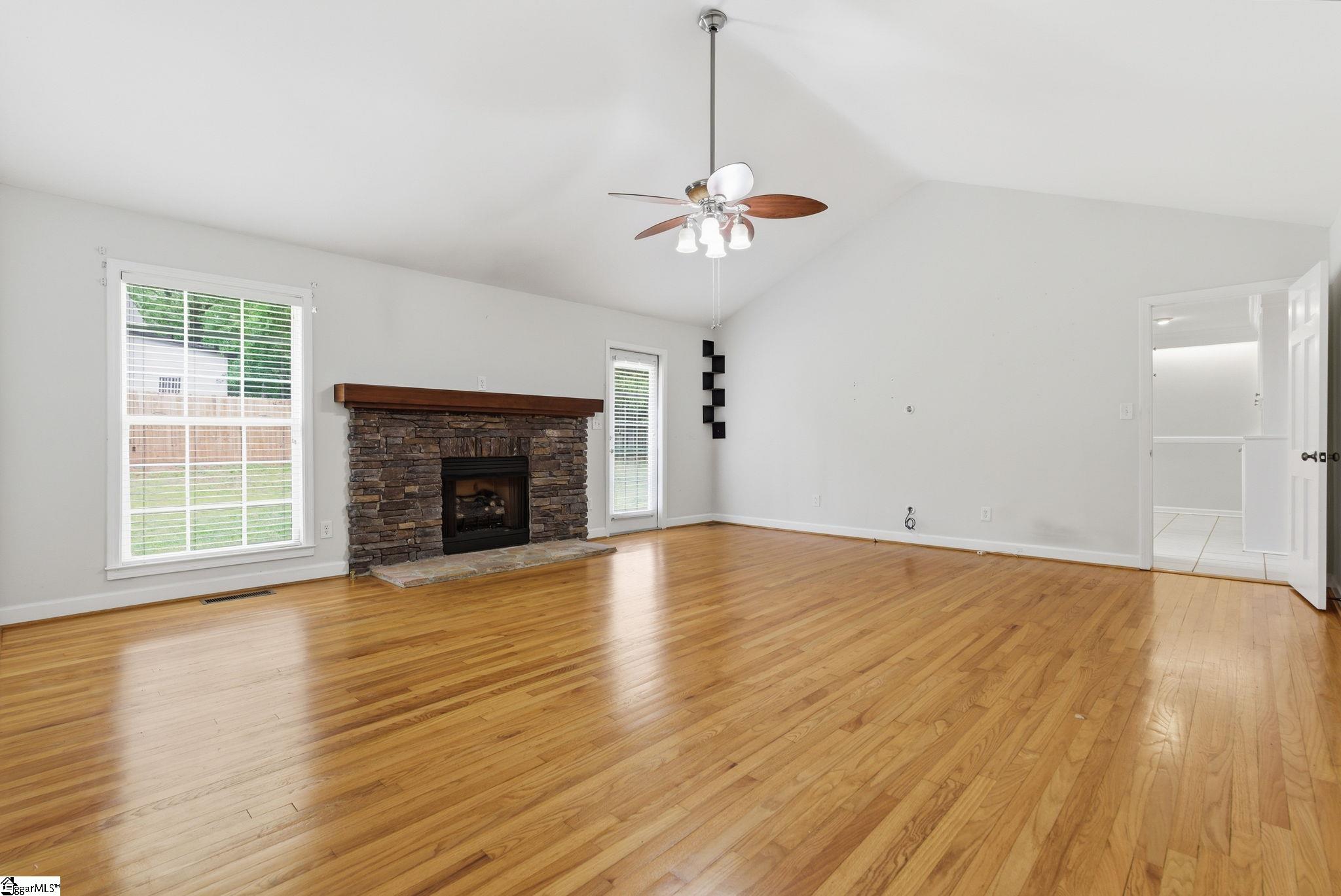 420 Holland Road Simpsonville, SC 29681 - Photo 21 of 46 Gallery Image 21