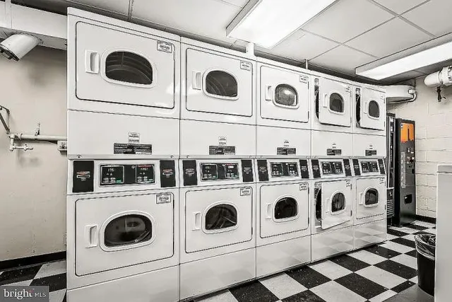 $165,000 | 4000 North Charles Street, Unit 905, Baltimore, MD 21218