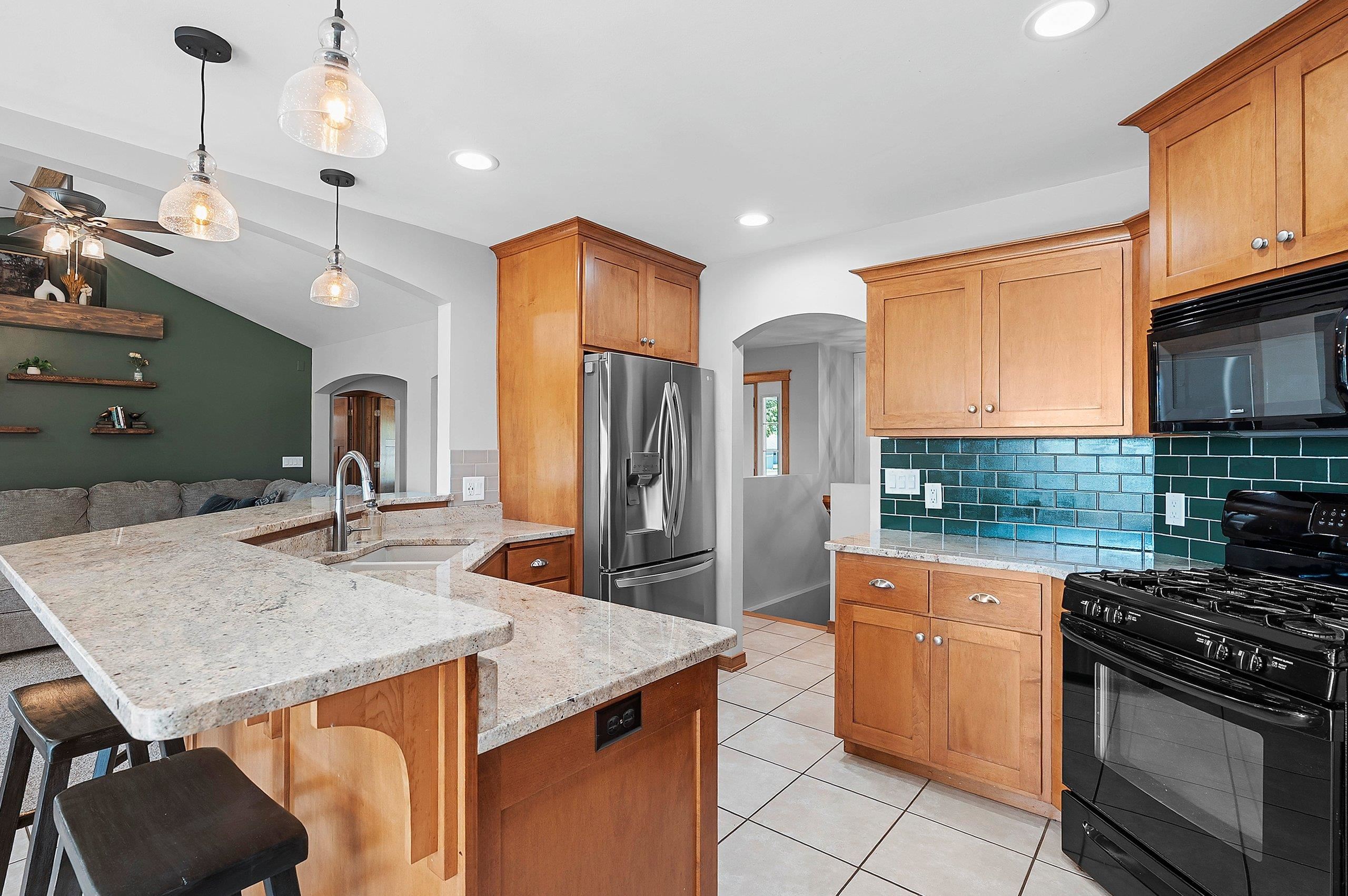 2133 Wheat Way Green Bay, WI 54311 - Photo 16 of 62