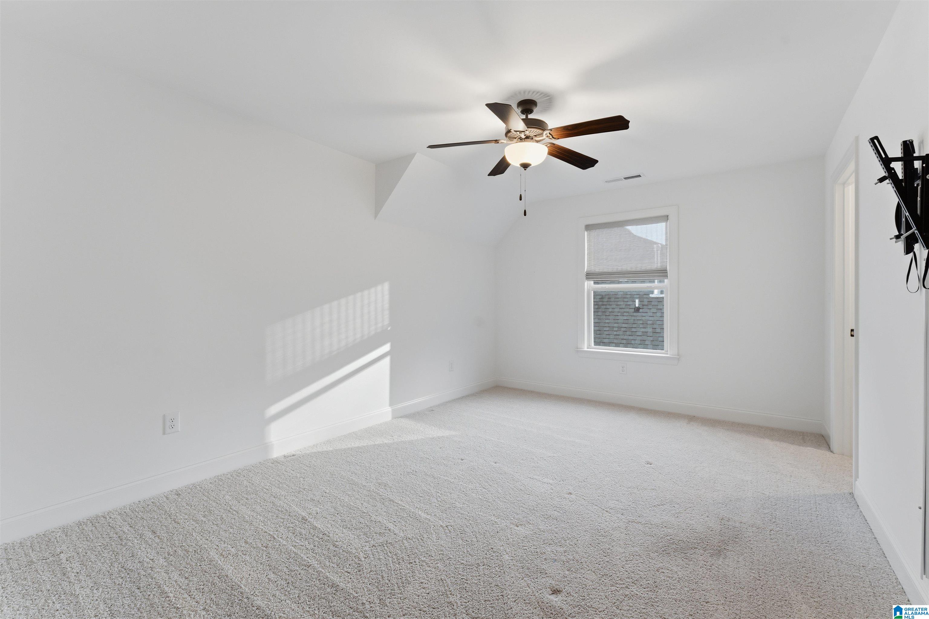 213 Kinross Circle Pelham, AL 35124 - Photo 33 of 46