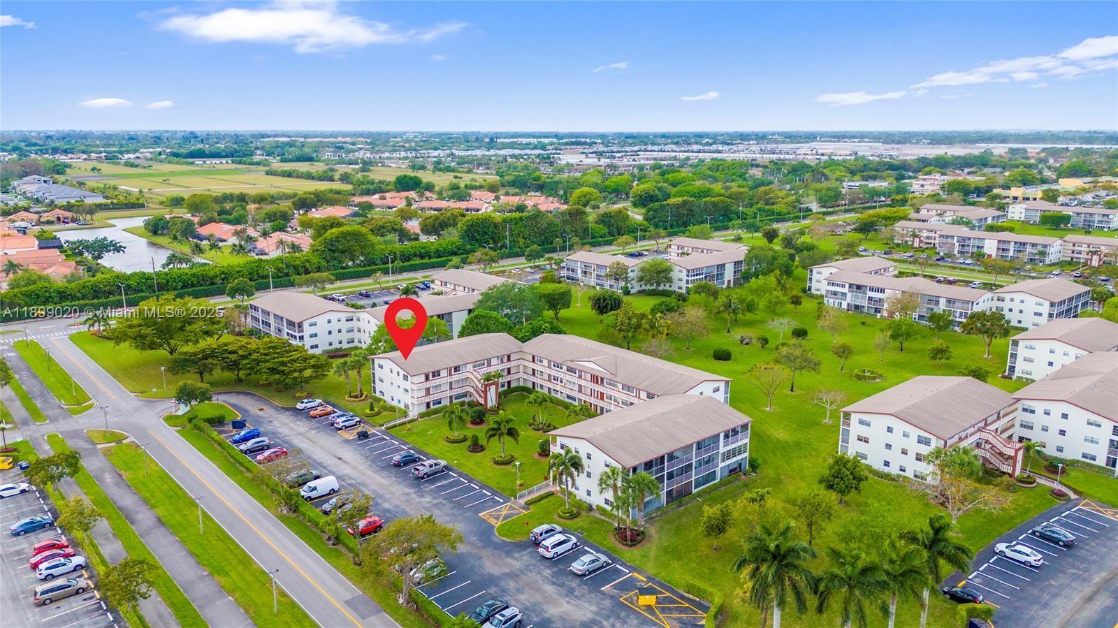 365 Brighton I, Unit 365 Boca Raton, FL 33434 - Photo 19 of 21 a view of a city