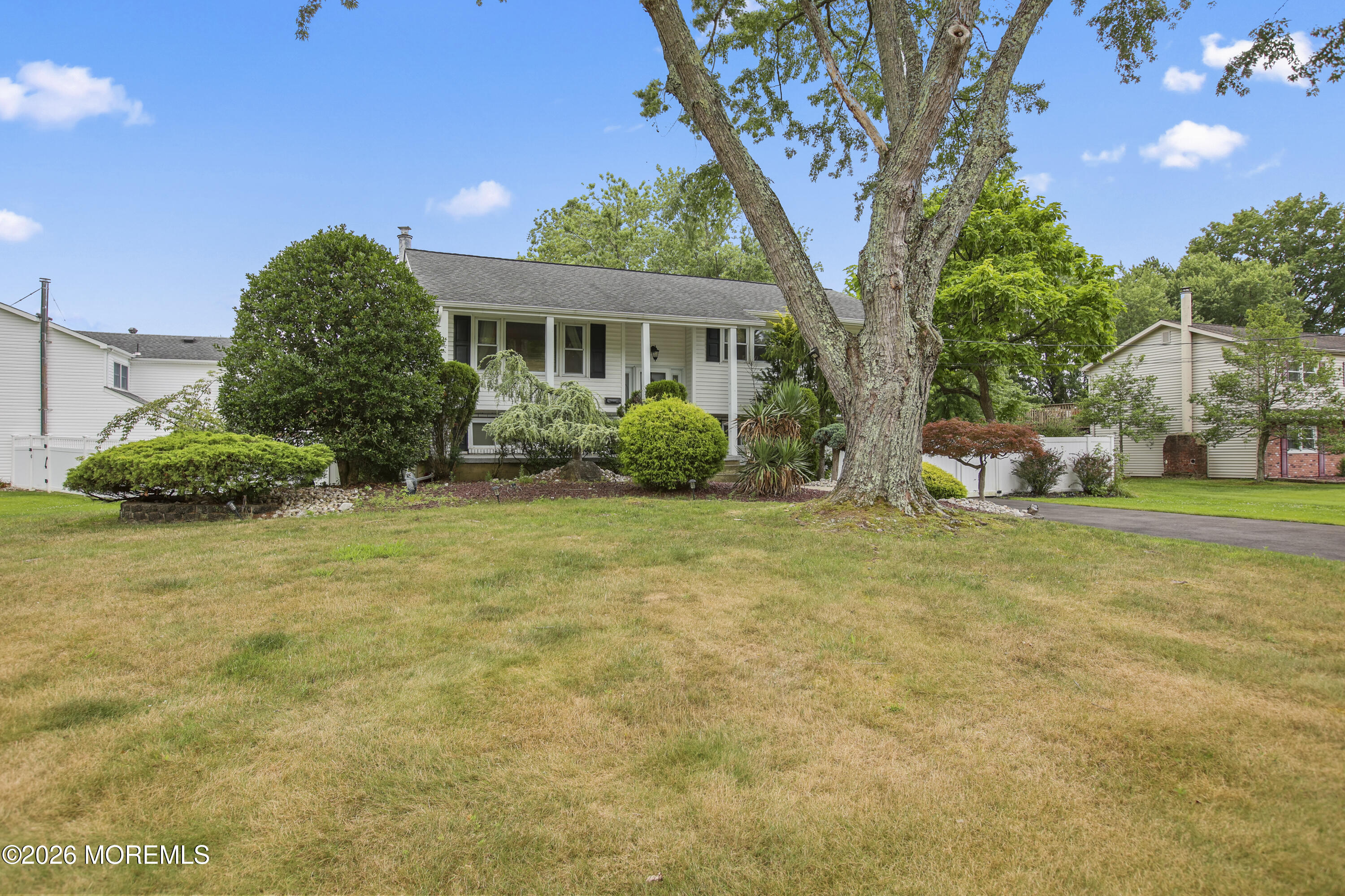 35 Chesapeake Road Manalapan, NJ 07726 - Photo 25 of 46 35 Chesapeake Road