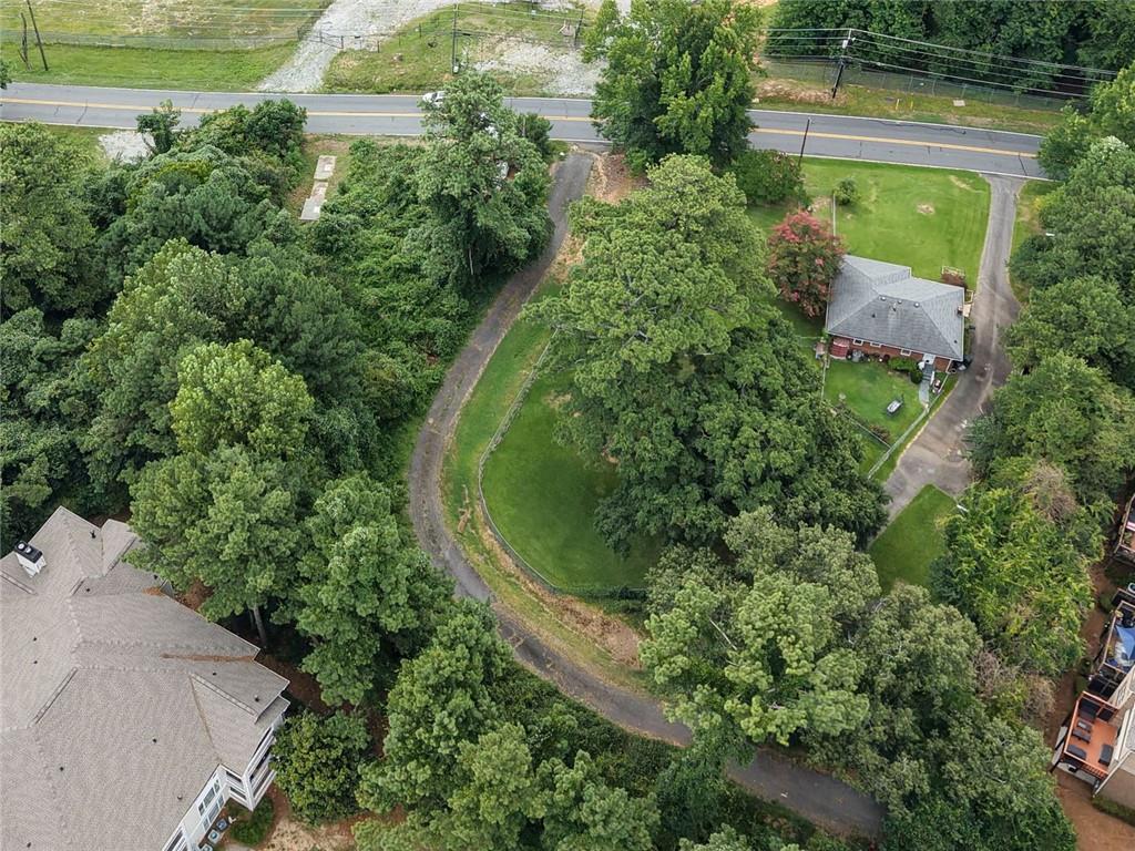 2421 Maner Road Southeast Atlanta, GA 30339 - Photo 3 of 32 Gallery Image 3