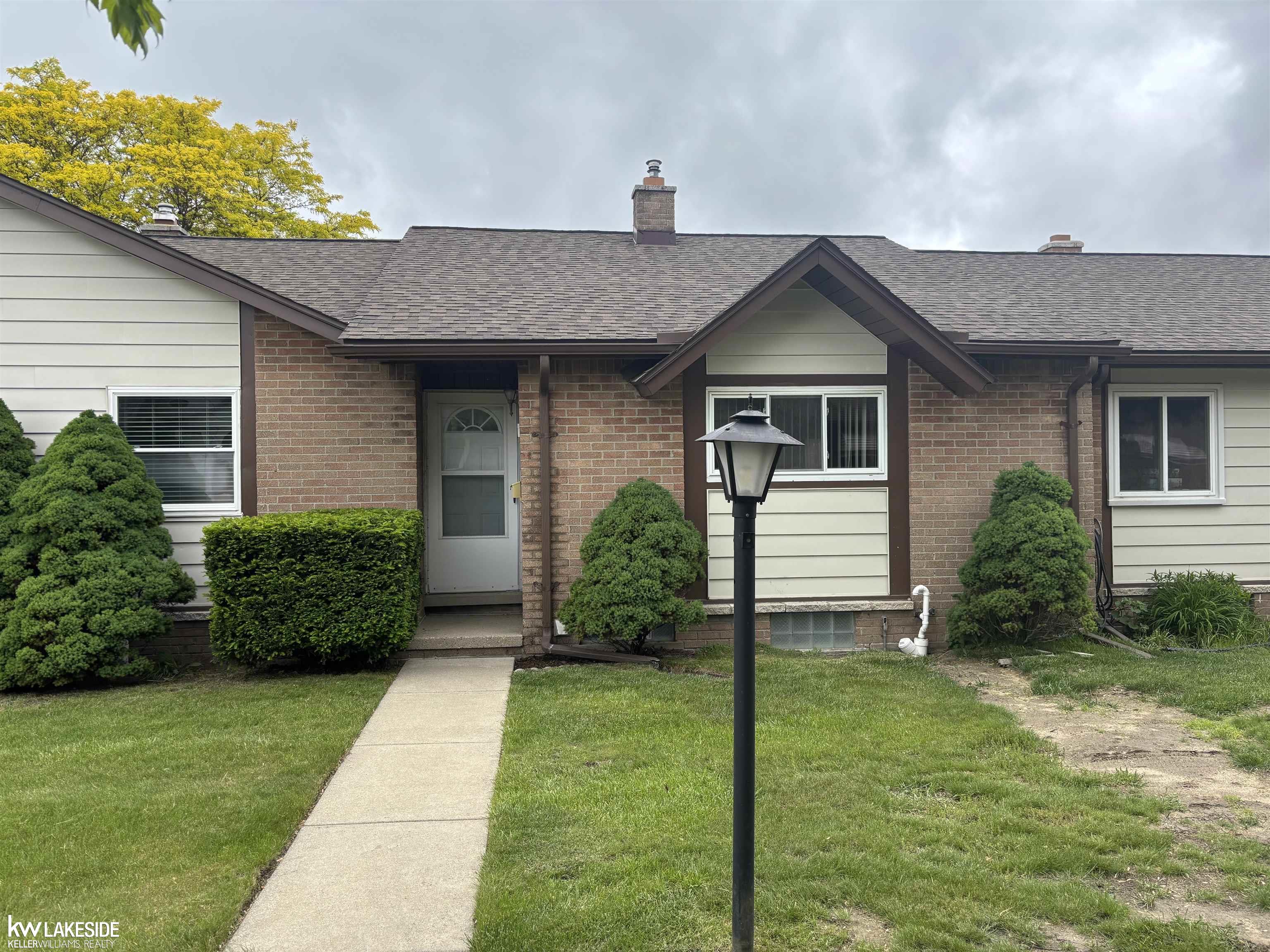 8401 18 18 Mile Road, Unit 154 Sterling Heights, MI 48313 - Photo 2 of 28