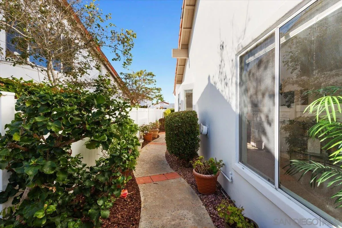 4692 Adra Way Oceanside, CA 92056 - Photo 37 of 51
