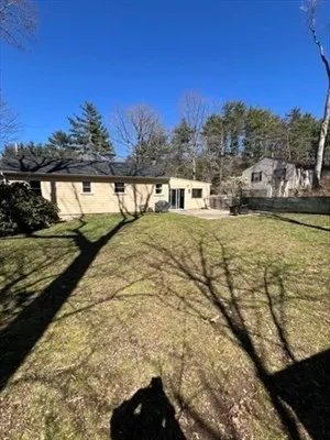 $2,600 | 1 Berry Street, Plainville, MA 02762