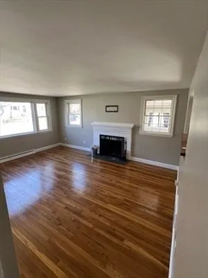 $2,600 | 1 Berry Street, Plainville, MA 02762