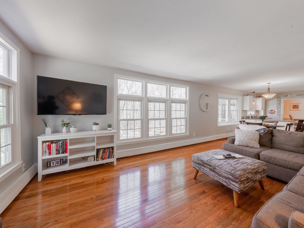 14 Quisset Road Mendon, MA 01756 - Photo 5 of 17 Gallery Image 5