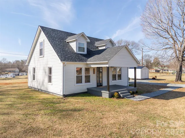 $299,000 | 1206 Oakland Road, Forest City, NC 28043