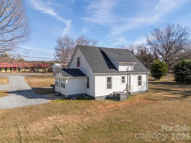 $299,000 | 1206 Oakland Road, Forest City, NC 28043