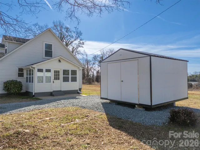 $299,000 | 1206 Oakland Road, Forest City, NC 28043