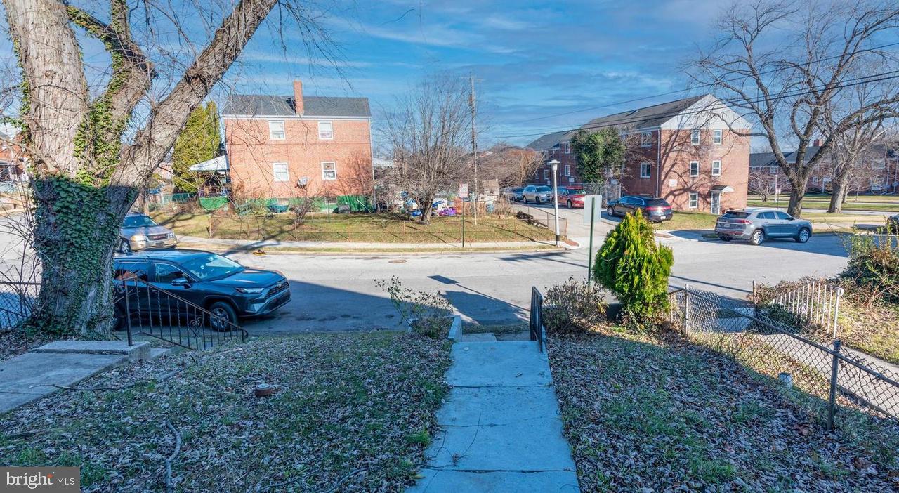 4103 Mountwood Road Baltimore, MD 21229 - Photo 3 of 21 Gallery Image 3