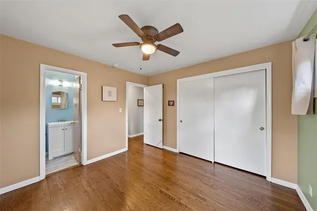 $320,000 | 9520 Grandview Drive, Overland Park, KS 66212