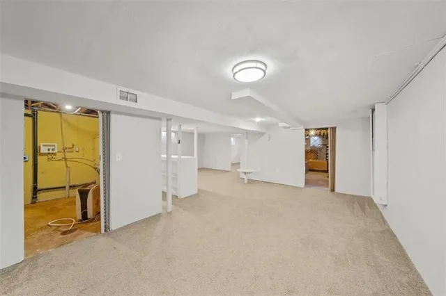 $320,000 | 9520 Grandview Drive, Overland Park, KS 66212