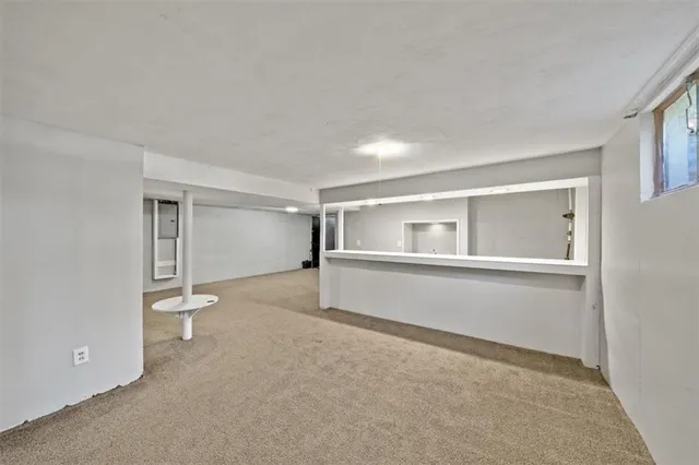 $320,000 | 9520 Grandview Drive, Overland Park, KS 66212