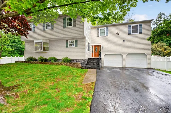 $629,000 | 1 Merrywood Road, Poughkeepsie, NY 12601