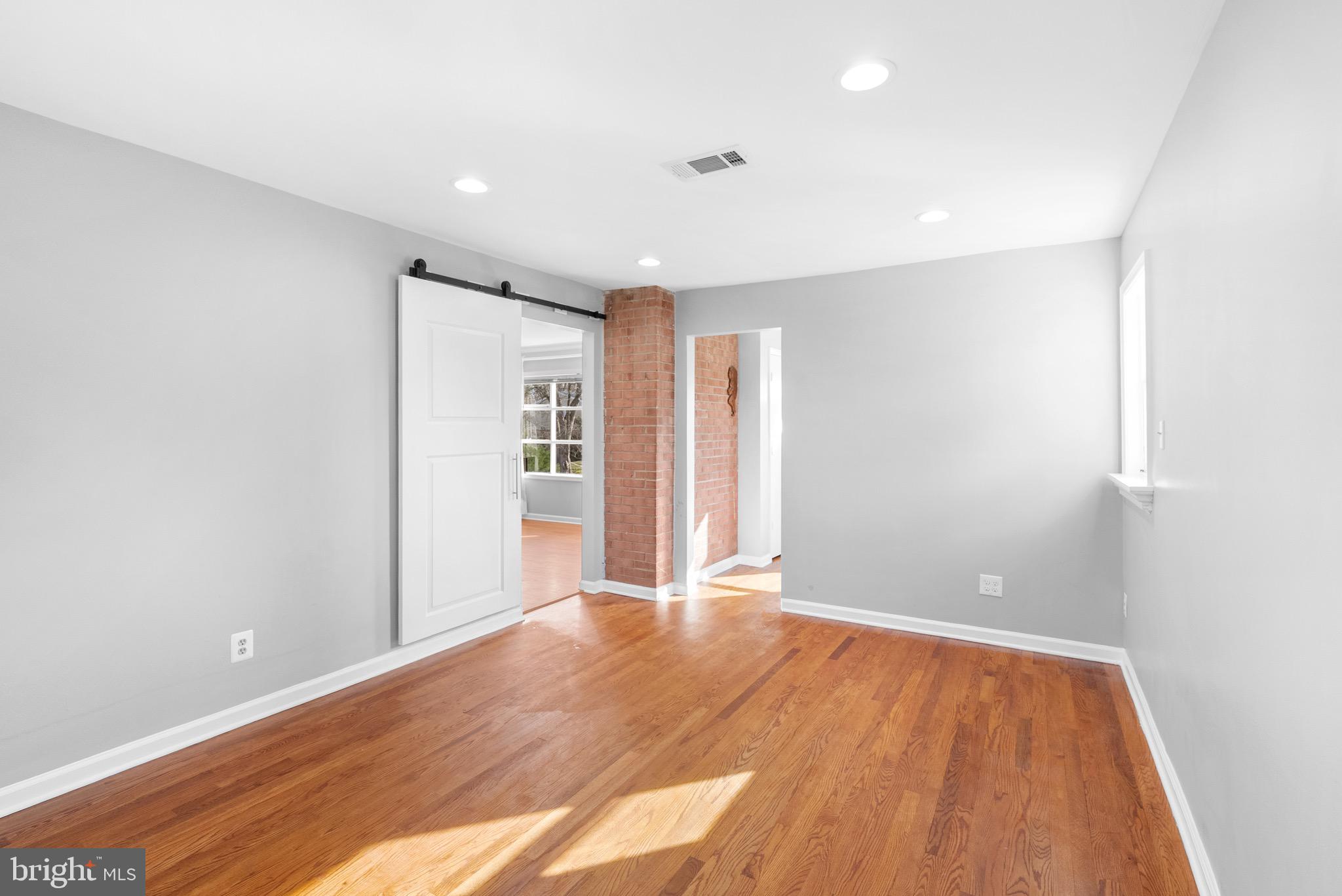 8600 Kentford Drive Springfield, VA 22152 - Photo 14 of 49