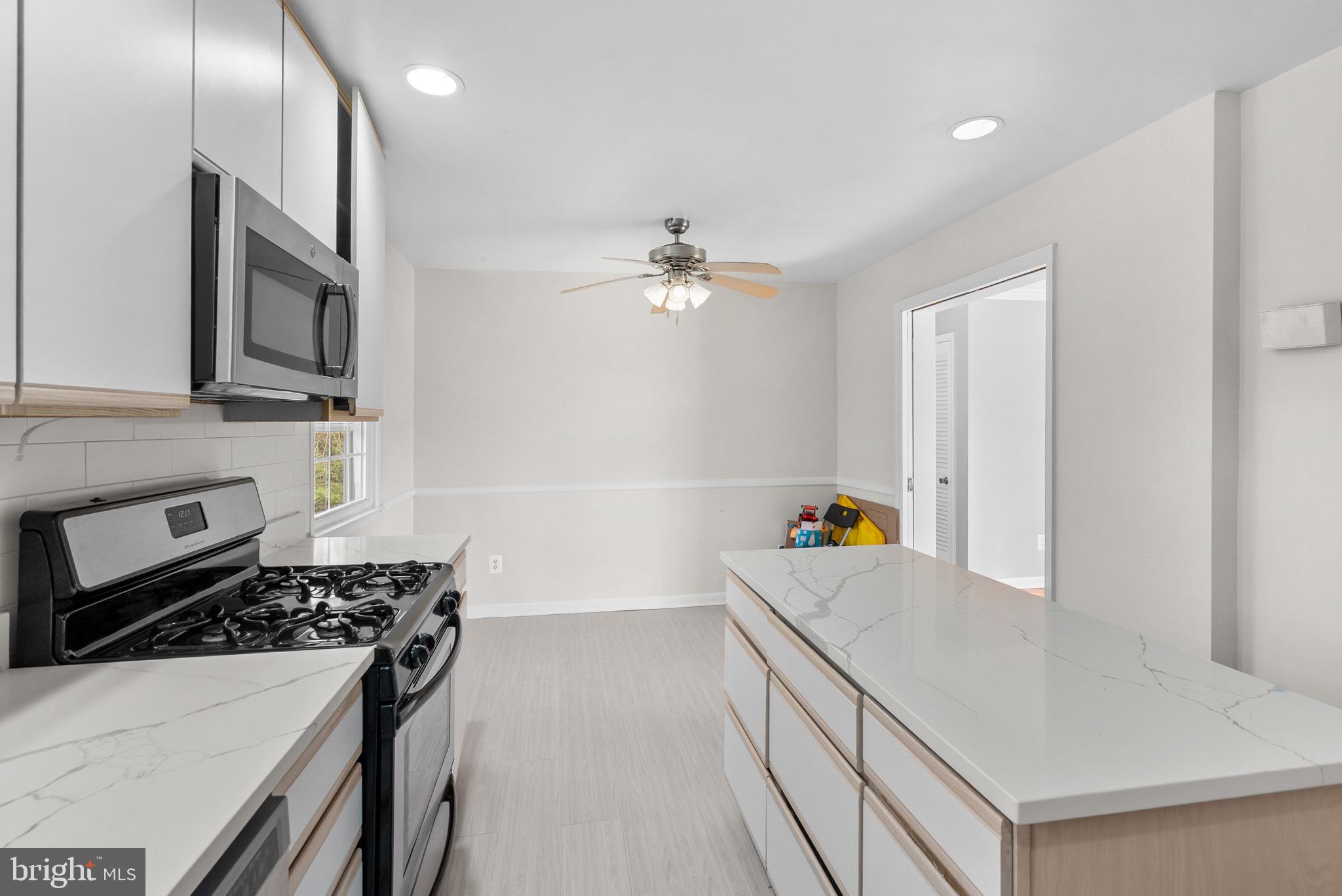 8600 Kentford Drive Springfield, VA 22152 - Photo 17 of 49