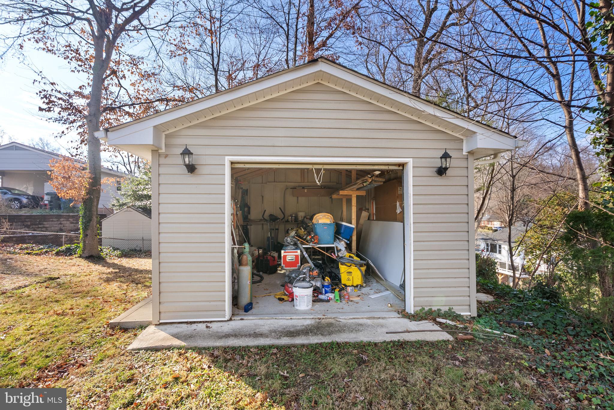 8600 Kentford Drive Springfield, VA 22152 - Photo 44 of 49