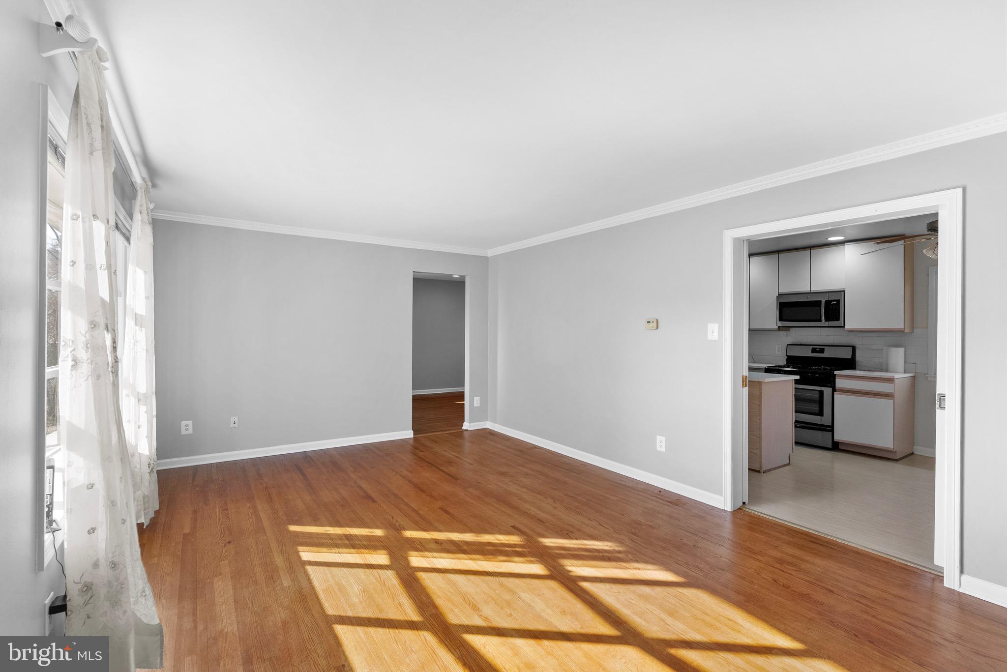 8600 Kentford Drive Springfield, VA 22152 - Photo 7 of 49