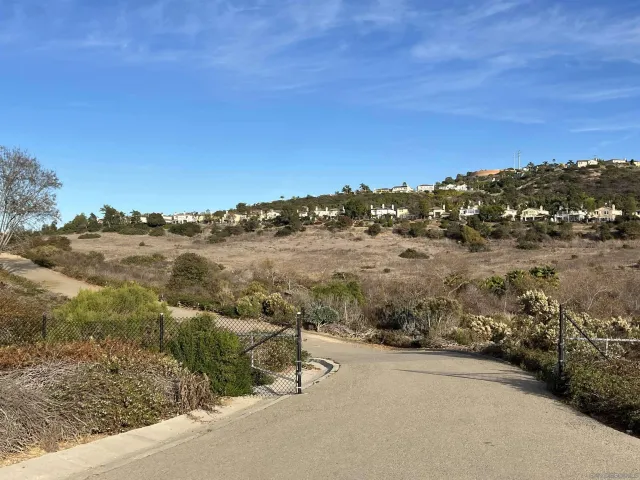 $799,000 | 2364 Altisma Way, Unit A, Carlsbad, CA 92009