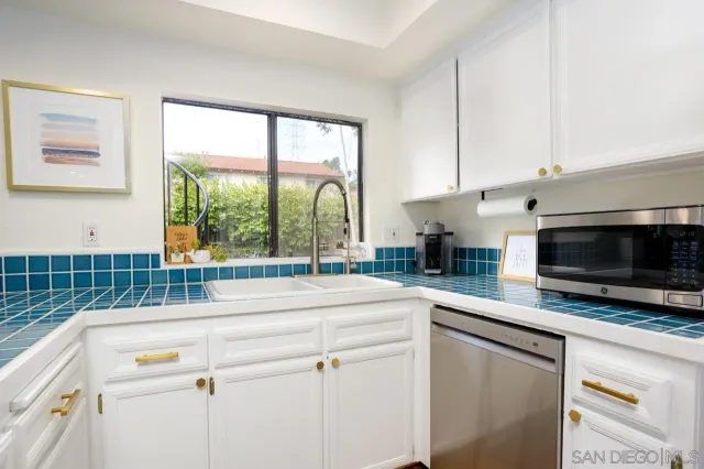 $799,000 | 2364 Altisma Way, Unit A, Carlsbad, CA 92009